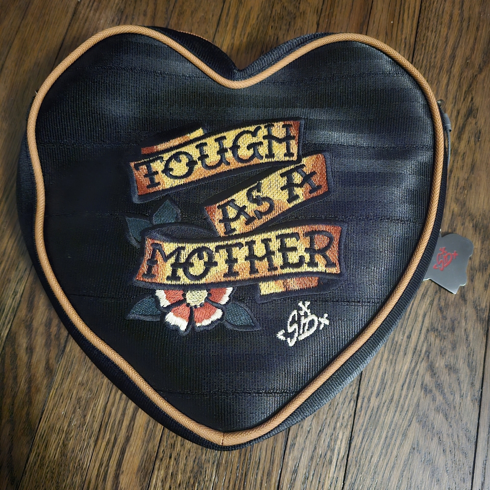 Harveys Seatbelt Tough As A Mother Sid Heart-Shaped Convertible Bag
